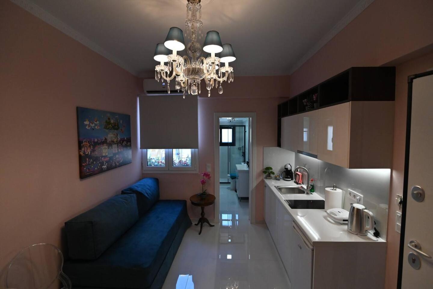 Warm & Cozy - 2 *